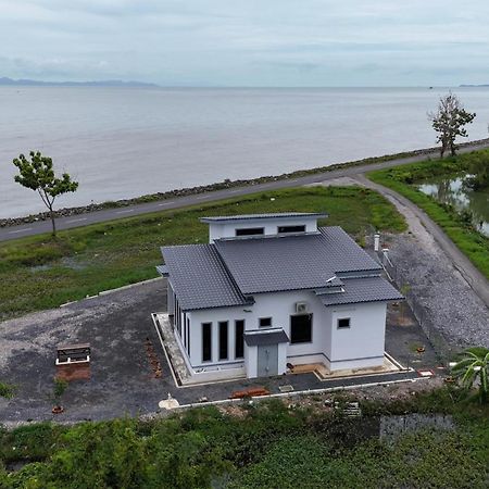 Rhumah Sungai Belati Villa Simpang Empat  Ngoại thất bức ảnh